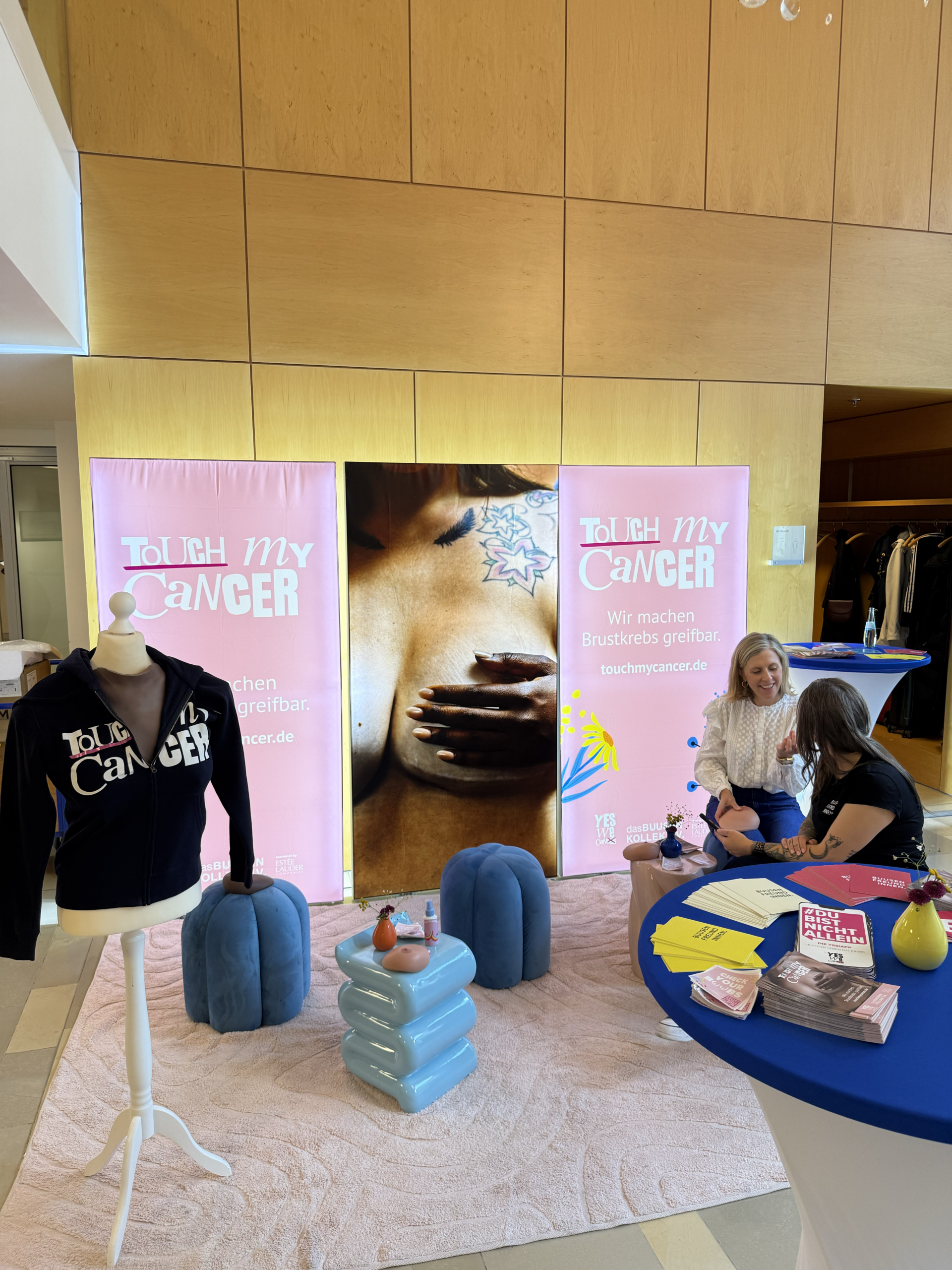Foto von einem Event im Rahmen der Kampagne #TouchMyCancer